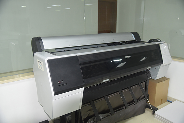 EPSON 9908 数码打印机 最大打印门幅1100mm.JPG